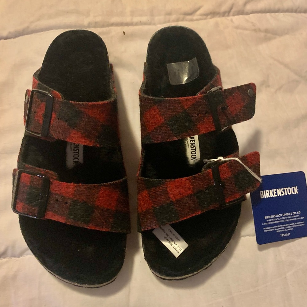 NEW WITH TAGS BIRKENSTOCK FOOTWEAR SANDALS SLIDES PLAID
